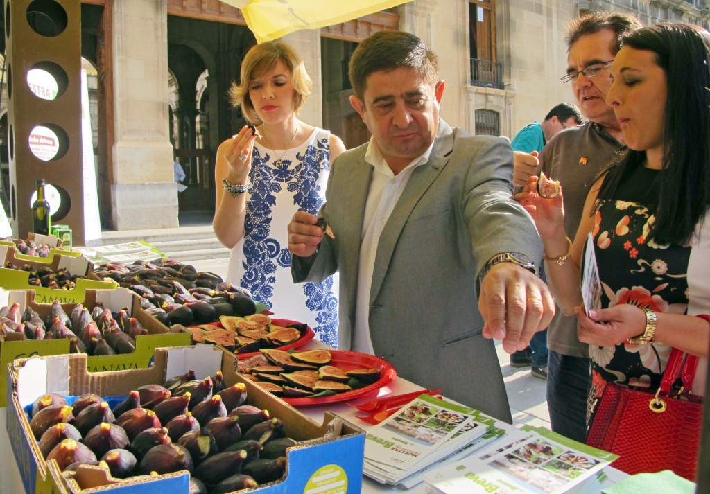 20140618_Promocixn_de_la_campaxa_de_brevas_en_Degusta_Jaxn