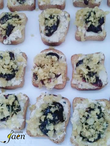 Cremoso de hongos y crujiente patatas