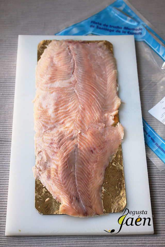 Tallarines con trucha ahumada de Pez y Per (4)