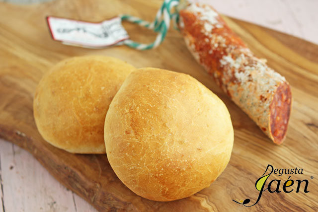 Panecillos-rellenos-de-chorizo-(6)