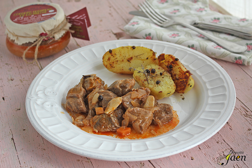 Cordero segureño con patatas al romero Degusta Jaen