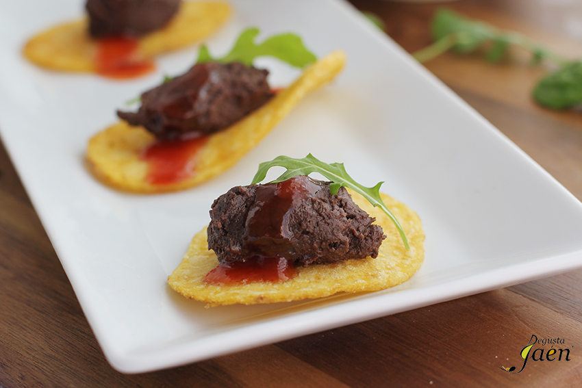 Patata, morcilla y tomate aperitivo Degusta Jaen