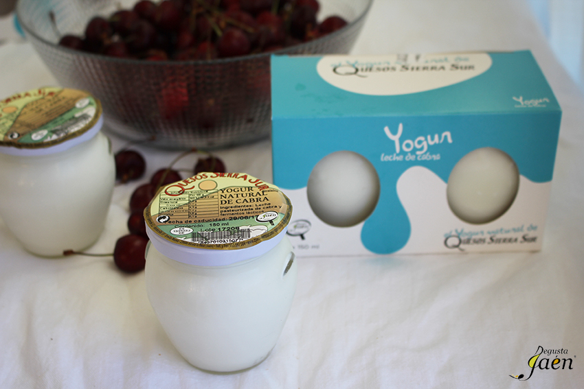 Yogur de cabra Sierra Sur Degusta Jaen Helado cerezas