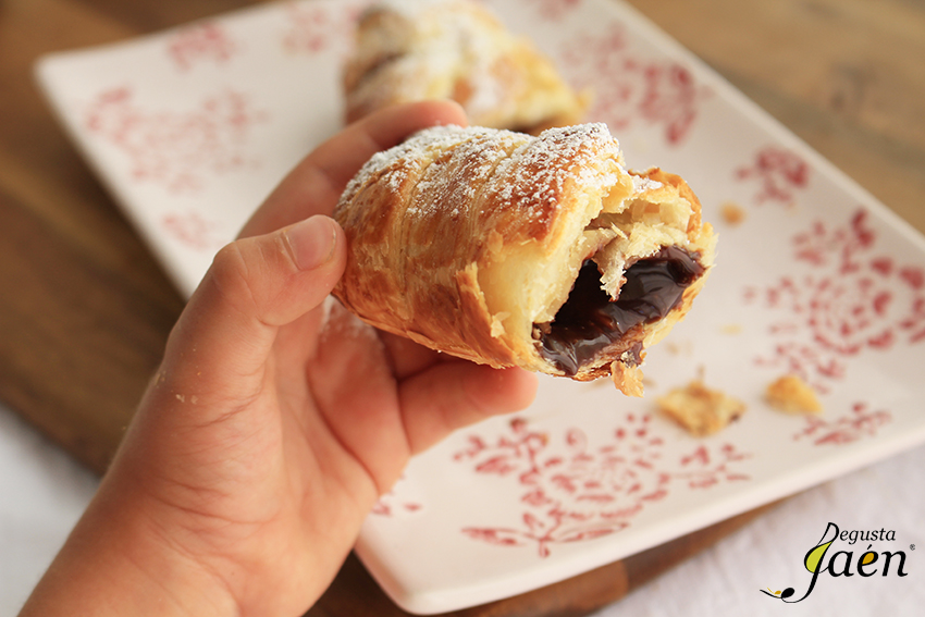 Trenza de hojaldre y crema de cacao con aove Degusta Jaen (1)