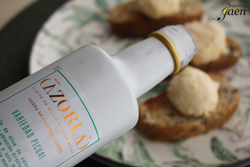 Mousse de queso curado con pate de aceitunas Degusta Jaen (3)