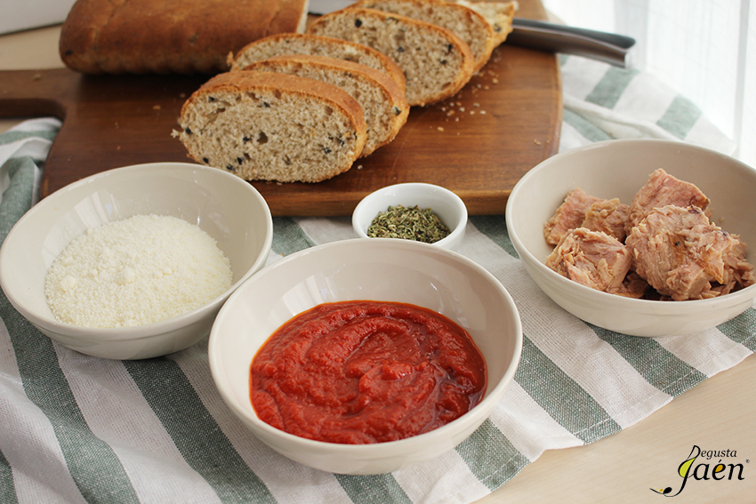 Ingredientes Paninis caseros Degusta Jaen