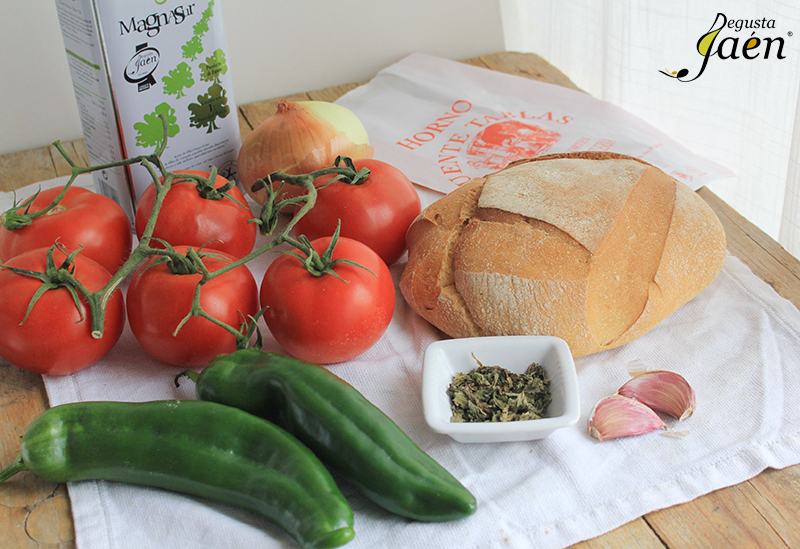 Sopa de pan y tomate Ingredientes
