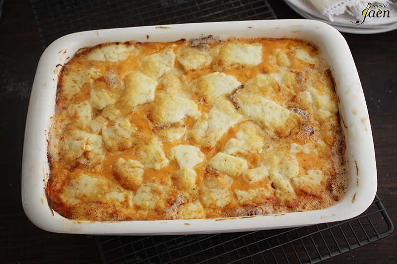 Pastel de pollo, aceitunas y patatas de bolsa Degusta Jaen
