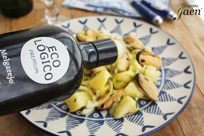 Patatas y mejillones Degusta Jaen