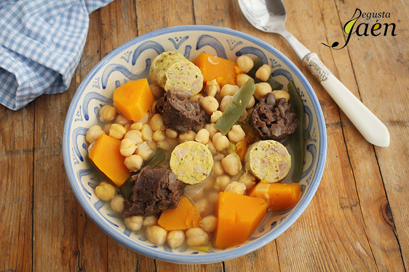 Cocido con relleno de carnaval y morcilla Degusta Jaen (2)