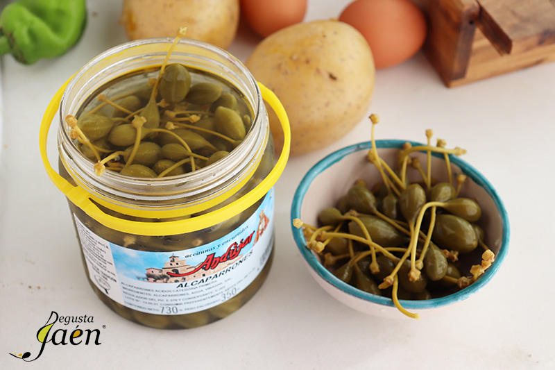 Ensalada campera con alcaparrones