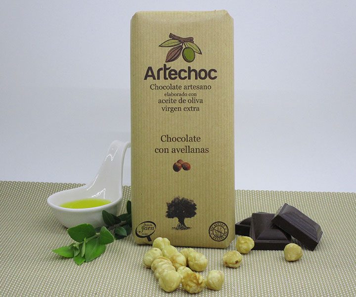 artechoc-chocolate-con-avellanas