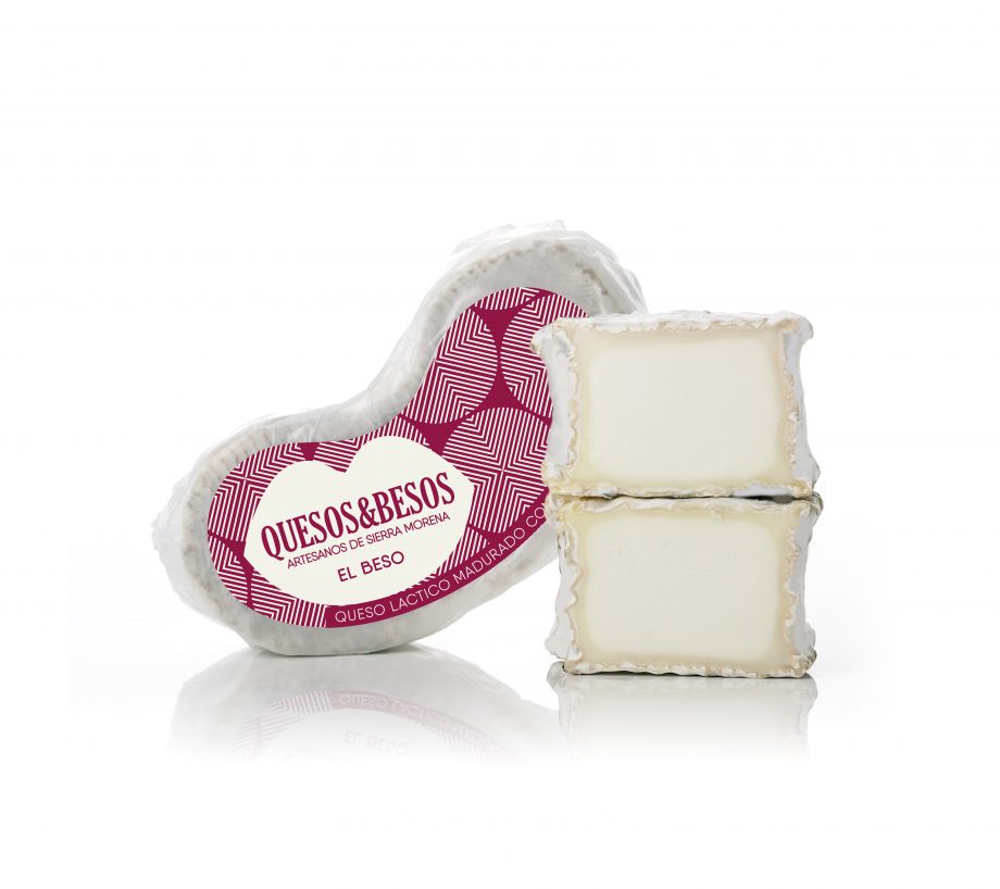 camembert_el_beso-920x818