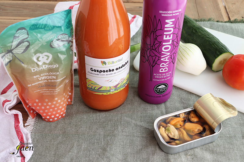 Gazpacho con su tartar y mejillones