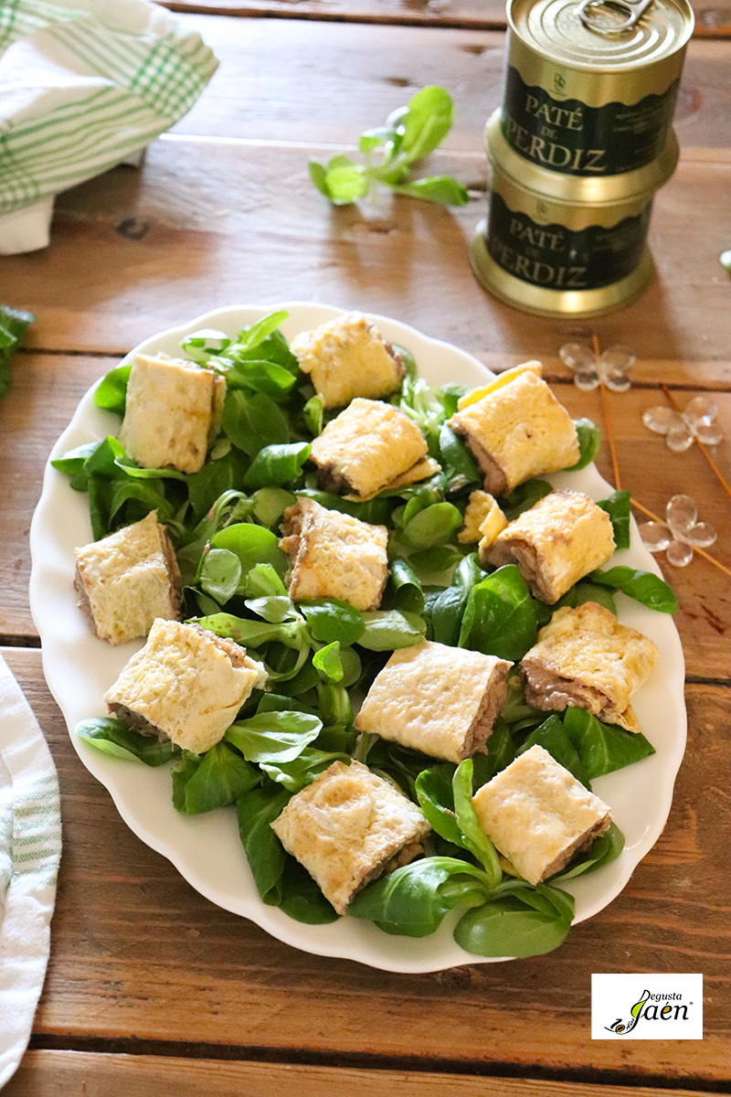 Rollitos de tortilla y paté de perdiz