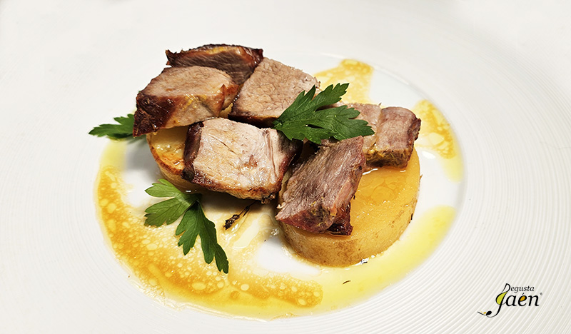 Lomo de cerdo con mostaza y tomillo