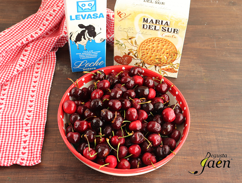 Tarta de galletas y cerezas