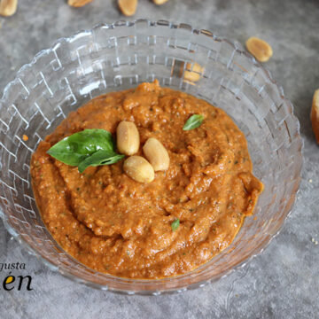 Imagen de la receta Paté de cacahuetes y tomate seco con aceite de oliva virgen extra