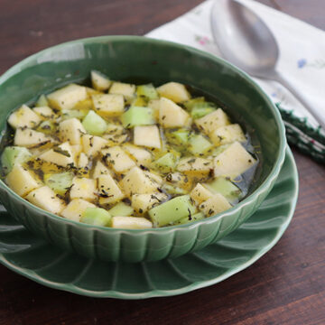 Imagen de la receta Gazpacho de pepino con hierbabuena a la antigua