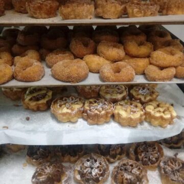 Imagen del producto Pan y dulces Panadería Armenteros López