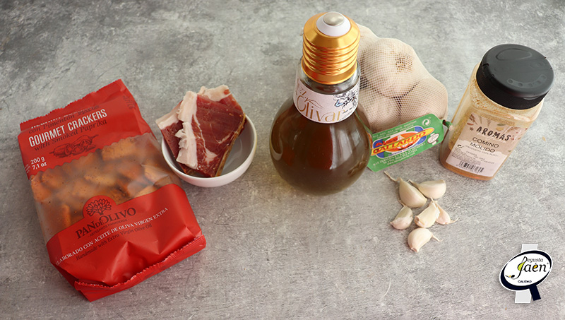 Sopa de ajo con jamón y regañás