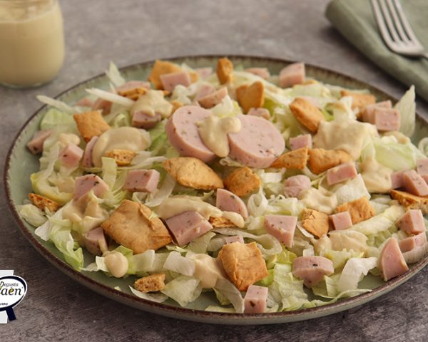 Ensalada César a la jiennense