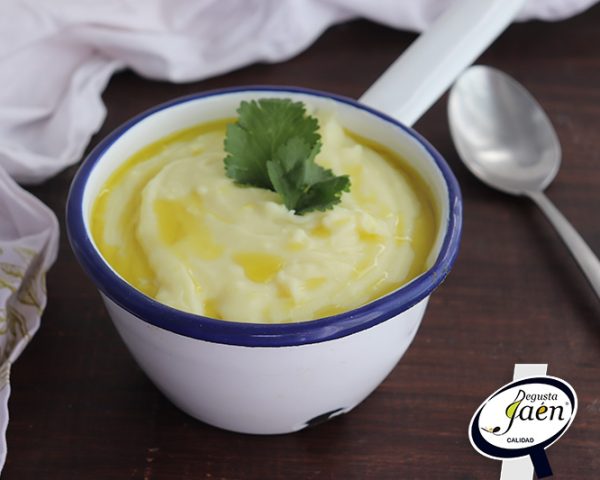 Puré rápido de patatas con aceite de oliva virgen extra