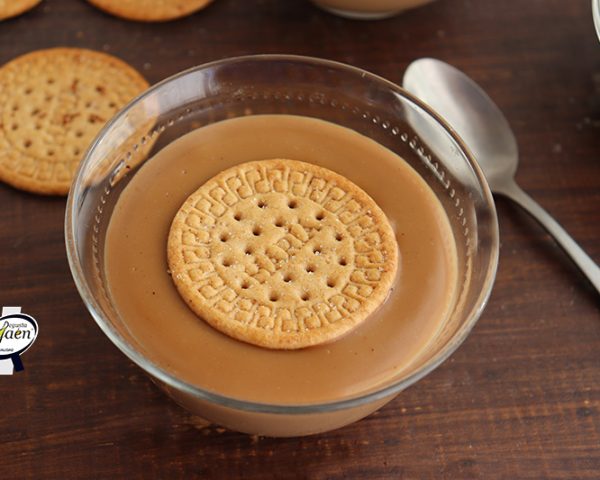 Tarta de café y galletas